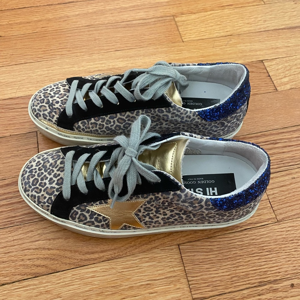Golden Goose Leopard Print Low-Top Sneakers with Gold Star and Blue Heel - Picture 3 of 4